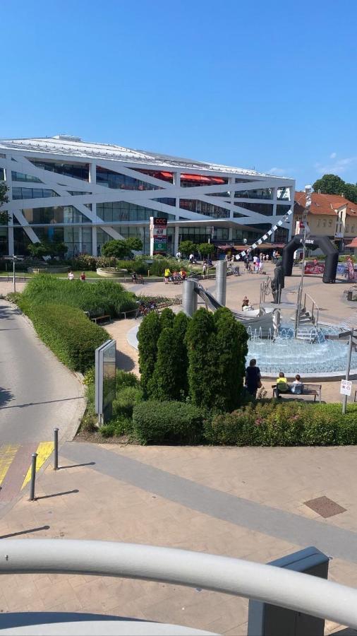 Mar Vartalak A Fo Teren Siófok Exteriér fotografie